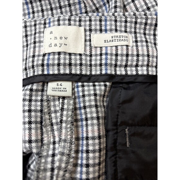 A New Day Pants Womens Size 14 Plaid Stretch Flat Front Mid Rise Tapered Leg - Picture 8 of 9